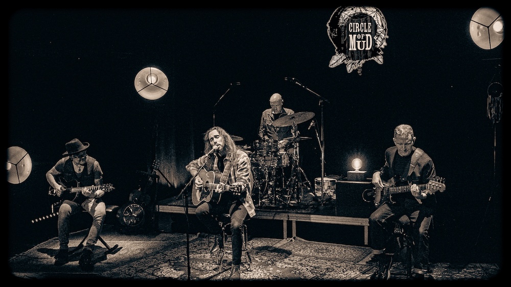 Circle of Mud en concert
